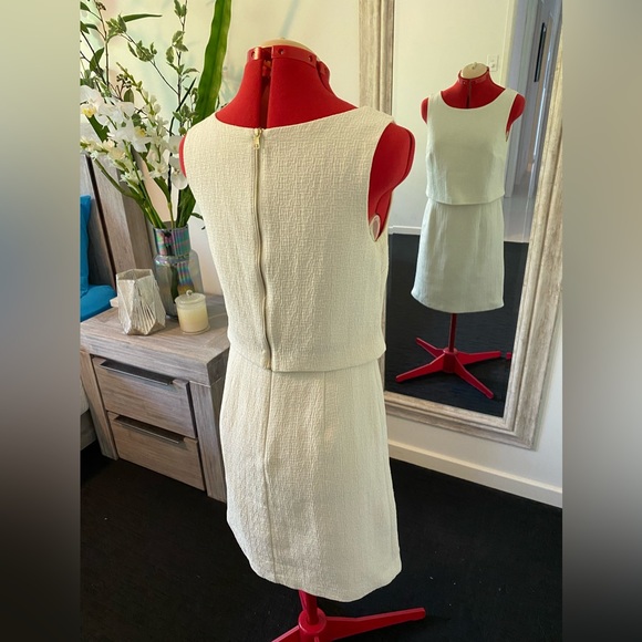 Size 6 - Classy Cream Banana Republic layered dress - Picture 5 of 13